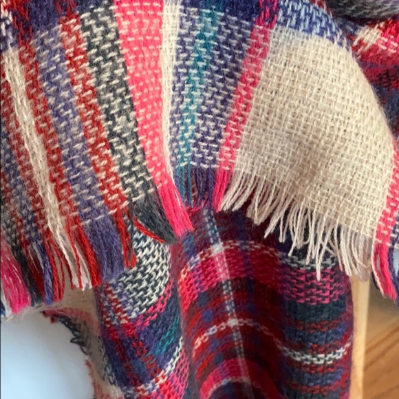JANICE RED PLAID TURTLENECK PONCHO - Picture 7 of 11